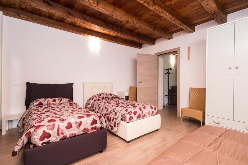 Broglia House Apartment